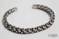 Square Twist Braceler