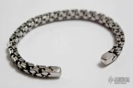 Square Twist Braceler