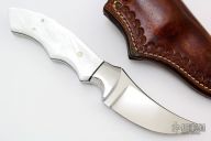 Upswept Fixed Blade
