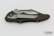 Vector-A Serrated #1084 04/2002