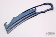 Combariner Comb with Integral Carabiner