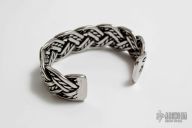 XL Celtic 8 Twist Bracelet