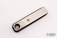 Thumbdrive Mini Pry - D2 Steel