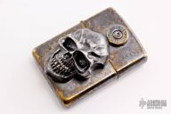 Zippo w/ Large Skull