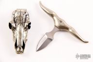 Longhorn Skull Push Dagger